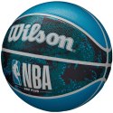 Piłka koszykowa Wilson NBA DRV Plus Vibe czarno-niebieska WZ3012602XB7